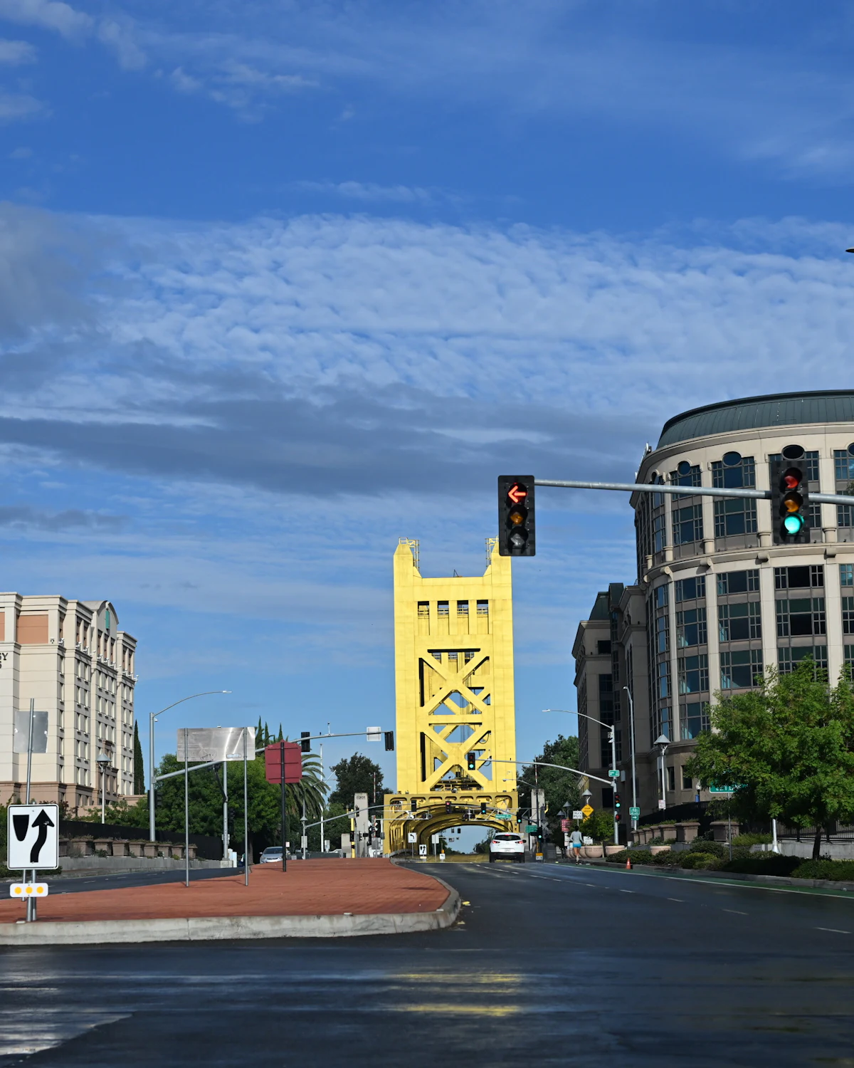 Tower Bridge from downtown Sacramento